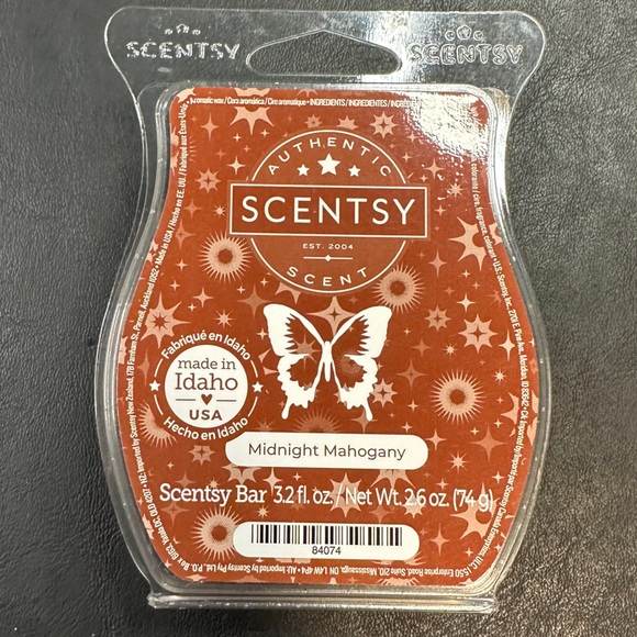 Scentsy Other - ⭐️ Midnight Mahogany